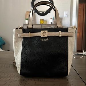 Kate spade purse
